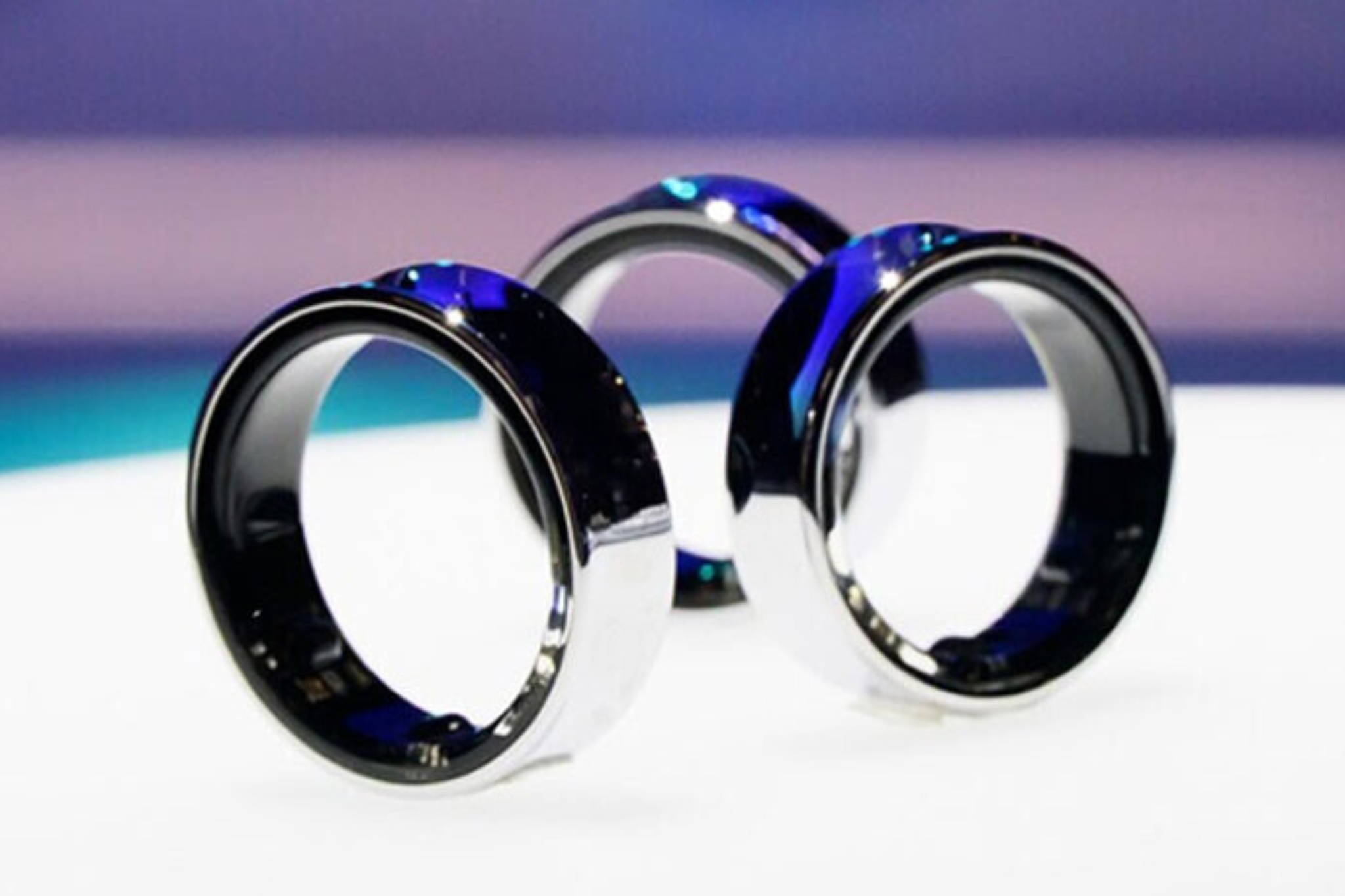 Samsung presenta el Galaxy Ring, su primer anillo inteligente diseñado para monitorear la salud de los usuarios. Foto: Cortesía