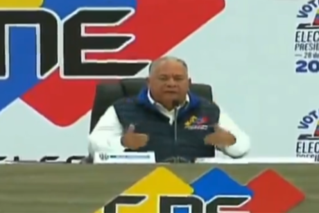 Discurso del Presidente del CNE, Elvis Amoroso, genera tensión