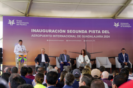 Aeropuerto de Guadalajara inaugura una segunda pista de aterrizaje