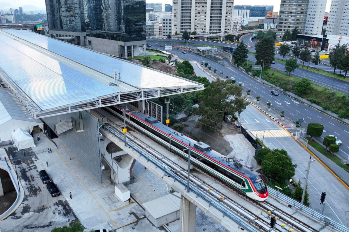 AMLO y Claudia Sheinbaum inauguran estación Santa Fe del Tren 'El Insurgente'