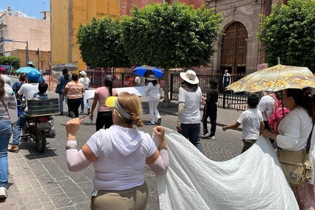 Marchan para exigir justicia por asesinato del periodista Alejandro Martínez