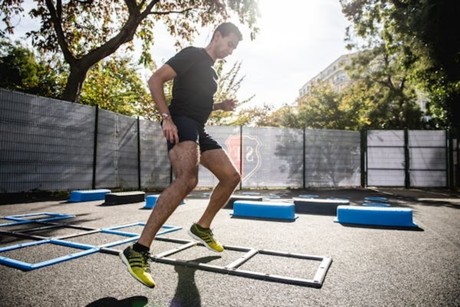 ¿La lluvia te impide ir al gym? Conoce los mejores ejercicios para hacer en casa