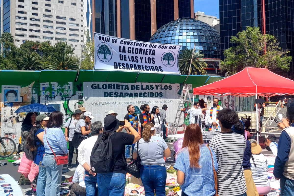 Concentración por el  Día Internacional de las Víctimas de Desaparición Forzada en la Ciudad de México. Foto: X / (@GlorietaMx)