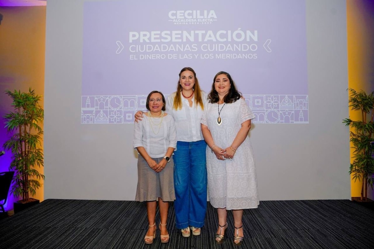 Cecilia Patrón junto a Marisol Cen Caamal y  María de Guadalupe Guillermo Cordero Foto: 'X'(Twitter) @CeciliaPatronL