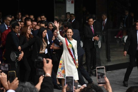 Claudia Sheinbaum: Este es el vestido que usó en la toma de protesta