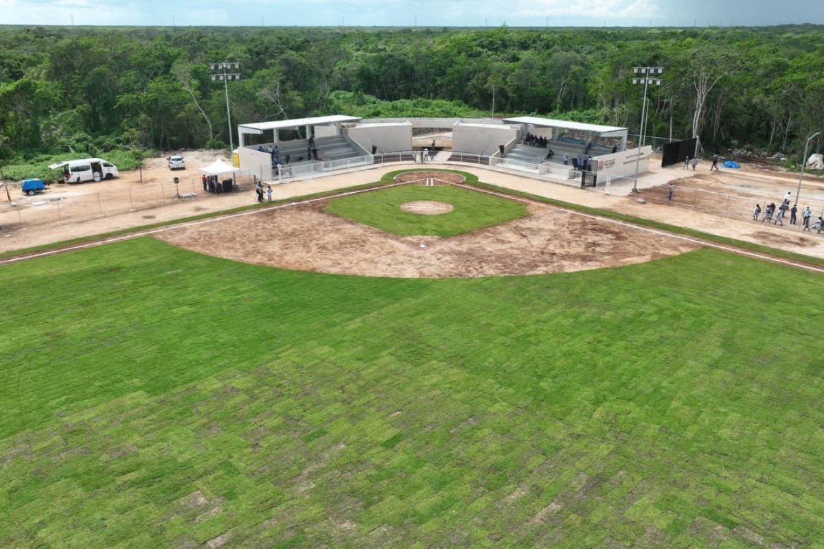 Campo de Sóftbol de las Amazonas de Yaxunah Foto: 'X'(Twitter) @MauVila