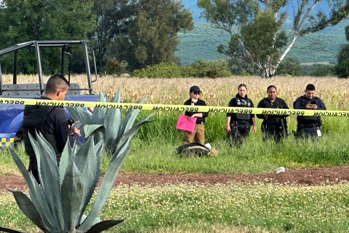 Las autoridades arribaron a la zona para establecer la escena del crimen Foto: Especial