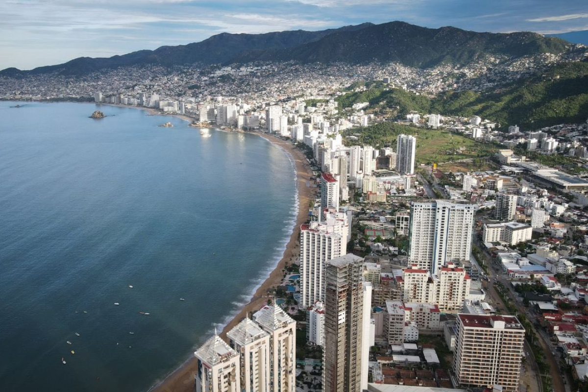 Bahía de Acapulco. Créditos X @EvelynSalgadoP,