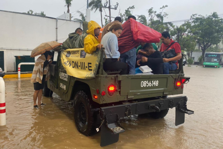 Acapulco: Sedena realiza labores de rescate tras inundaciones por 'Jhon'