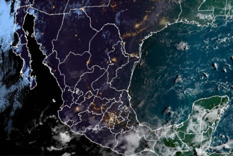 Onda tropical 23 trae lluvias intensas a México este 18 de septiembre