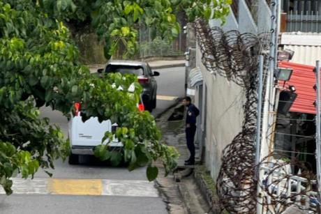 Reportan sujetos encapuchados en la Embajada de Argentina en Venezuela