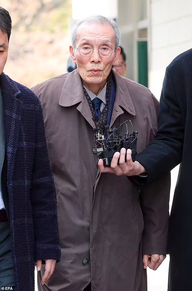 O Yeong Su en tribunal en Corea del Sur