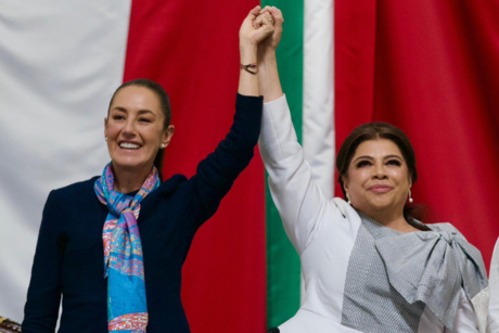 Claudia Sheinbaum felicita a la nueva jefa de Gobierno, Clara Brugada