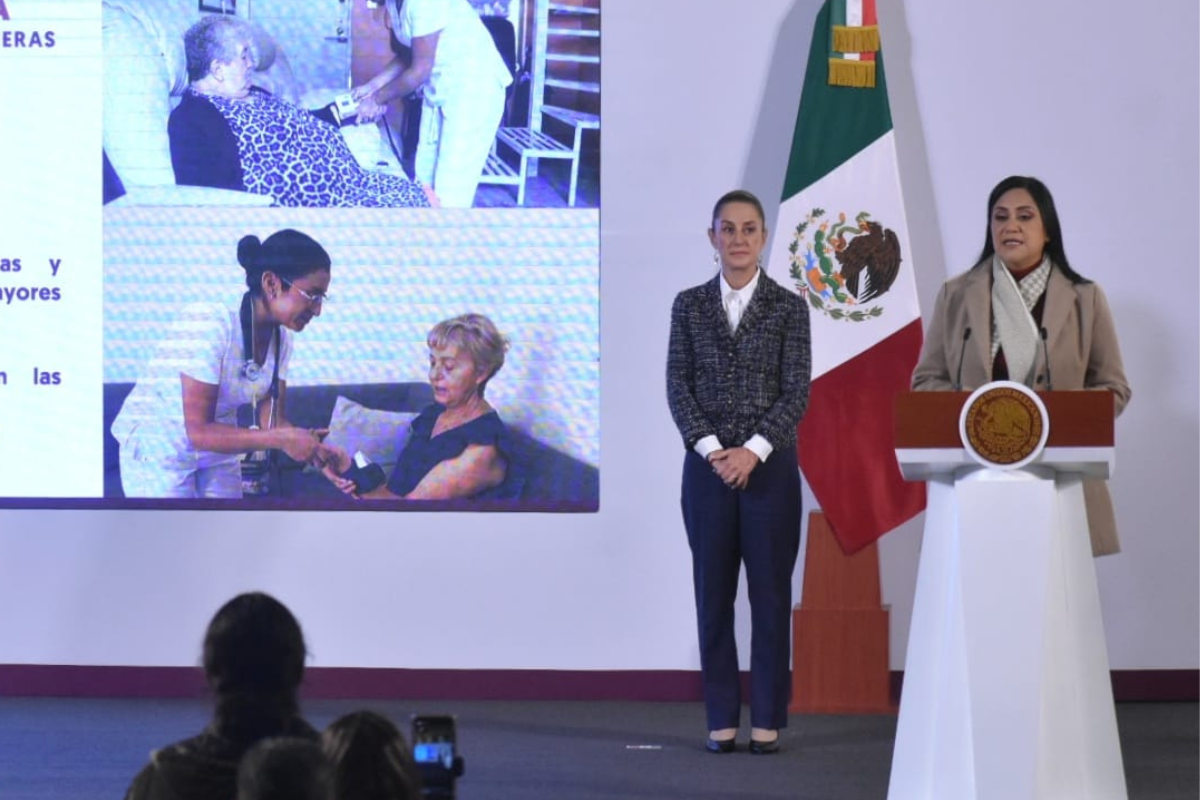 Las presidenta Claudia Sheinbaum y Ariadna Montiel. Foto: Enrique Pérez Huerta