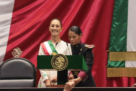 Claudia Sheinbaum se convierte en la primera presidenta de México, ¡histórico!