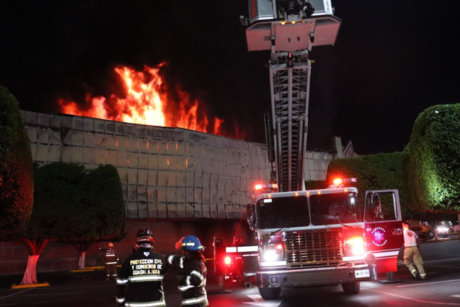 Incendio en centro comercial de Zapopan, Jalisco, segundo en menos de una semana