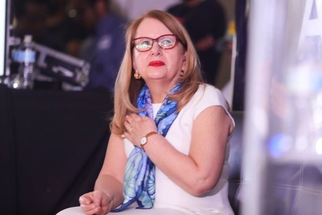 Loretta Ortíz aspira a ser la ministra más votada; promete que justicia en Veracruz será prioridad