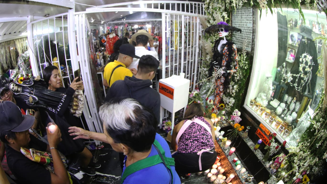 Nuestra Señora de la Santa Muerte. Créditos:  Japuaro Aro/ @japuaro.