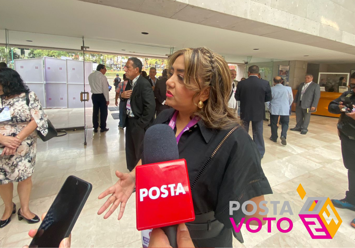 La presidenta del OPLE Veracruz, Marisol Delgadillo, en el debate del pasado 27 de abril de 2024. La funcionaria informó que tiene 6 solicitudes de protección de parte de candidatos a diputados locales. Foto: Rosalinda Morales / POSTA