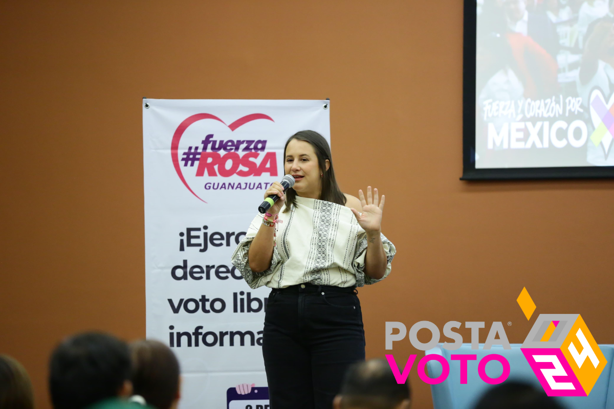  Diana Vega Gálvez, hija de la candidata a la presidencia, Xóchitl Gálvez.